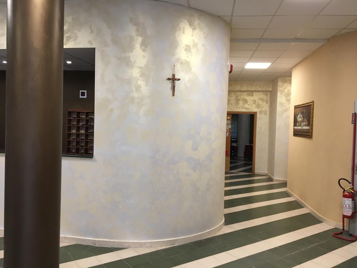 Hotel River Civitella Roveto Екстер'єр фото