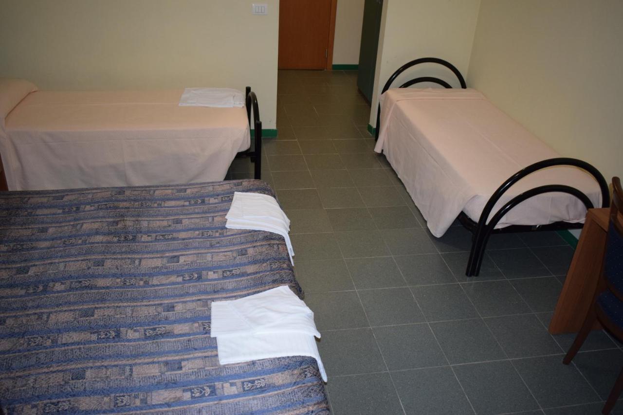 Hotel River Civitella Roveto Екстер'єр фото
