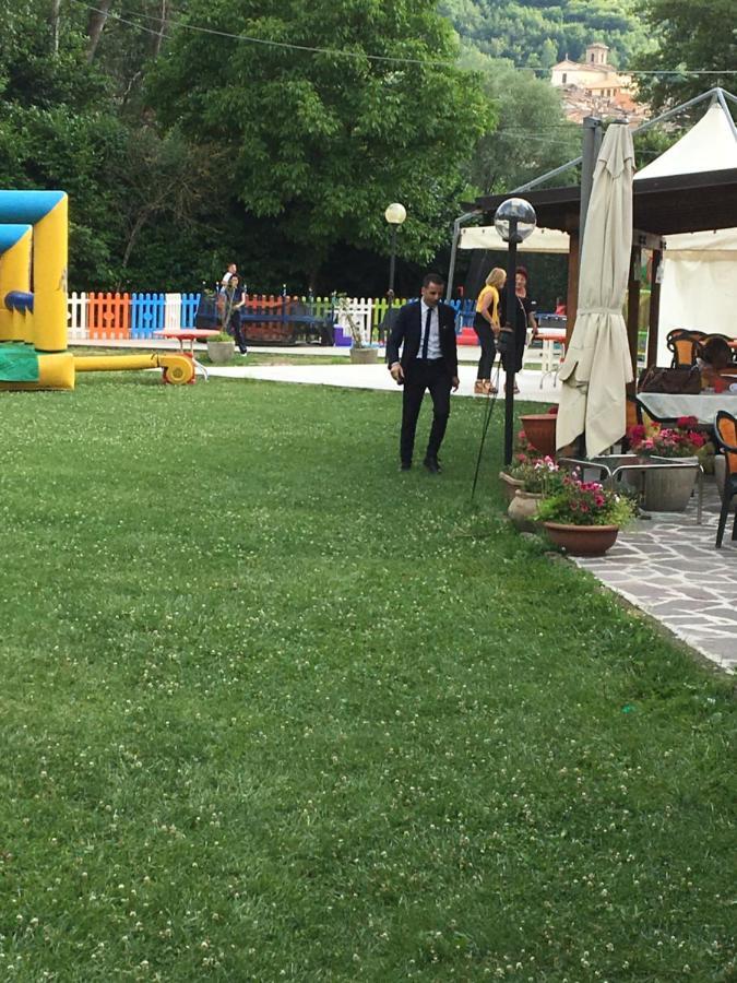 Hotel River Civitella Roveto Екстер'єр фото