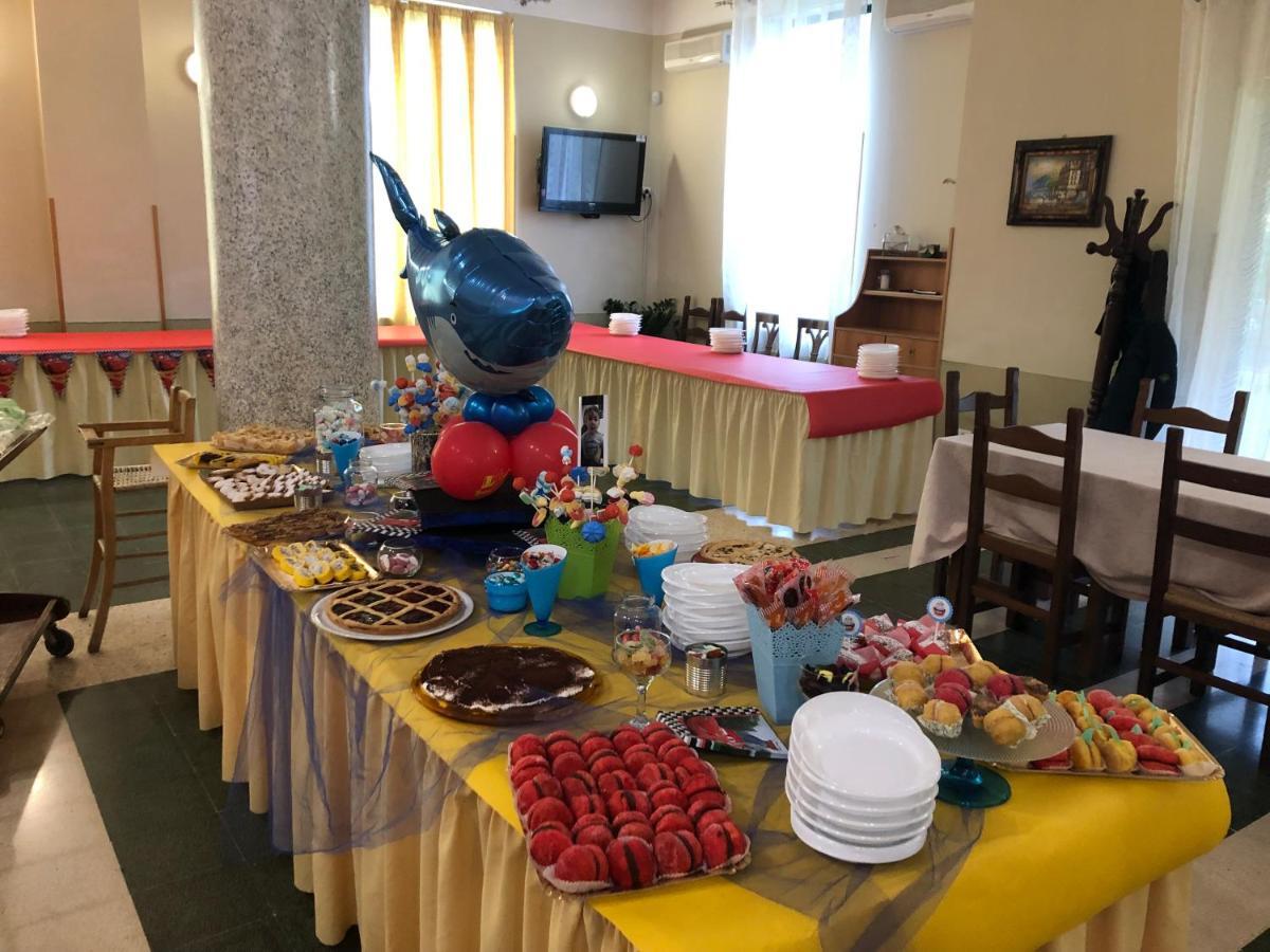 Hotel River Civitella Roveto Екстер'єр фото
