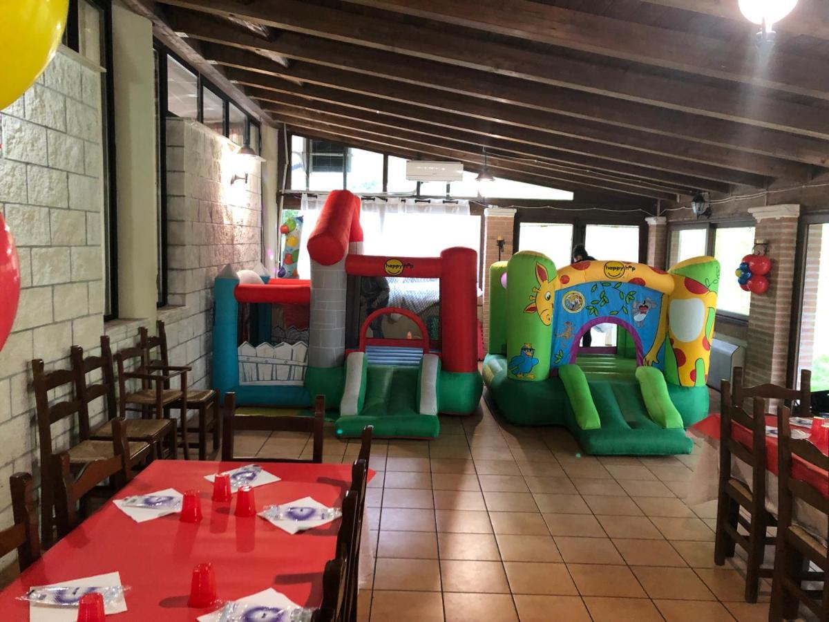 Hotel River Civitella Roveto Екстер'єр фото